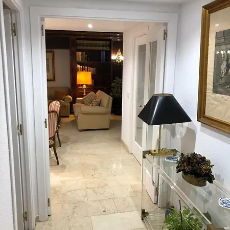 Alojamiento Ronda De Los Tejares Cordoba Exterior photo