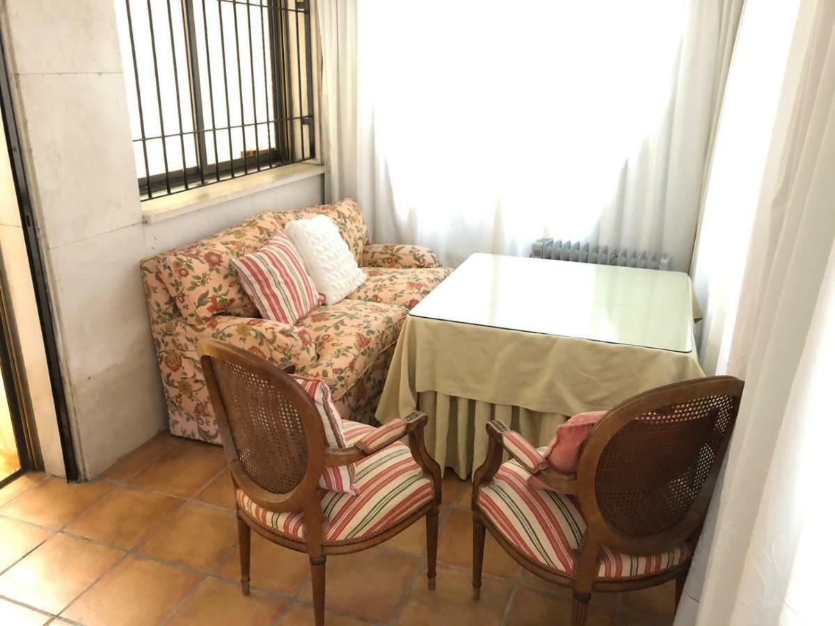 Ronda De Tejares